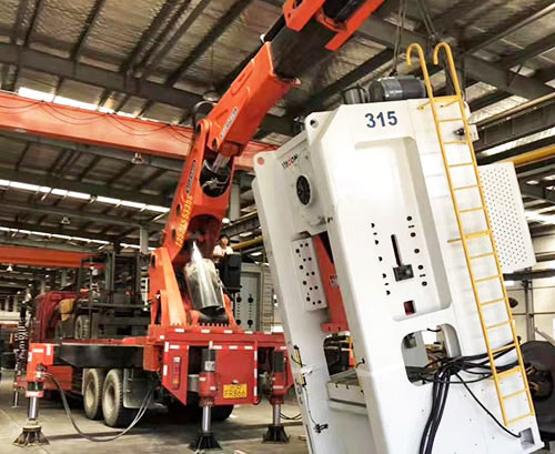 安丘提升工作效率，选择优质折臂吊租赁服务