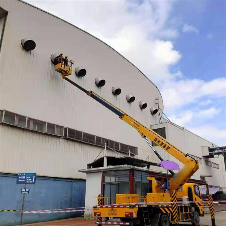 安丘高空作业车出租服务：专业广告牌安装解决方案