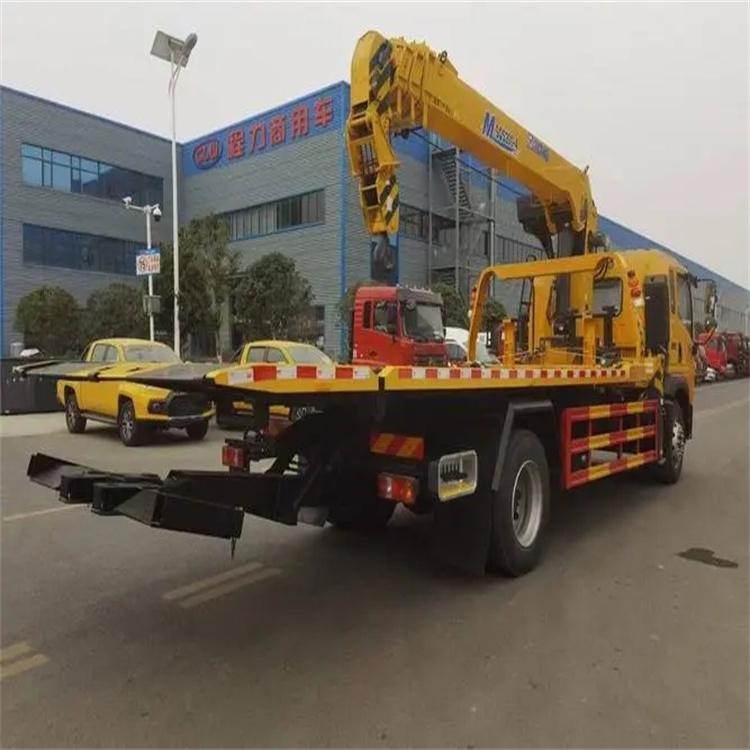 安丘附近小随车吊出租电话，轻松解决搬运烦恼