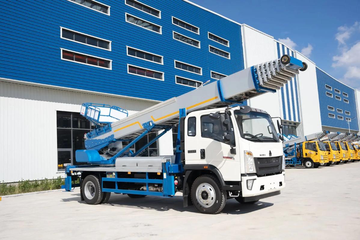 安丘出租云梯车高空作业车 建筑垃圾搬运